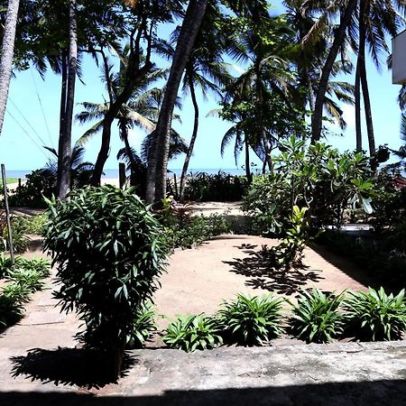 Dephani Beach Hotel Negombo Zewnętrze zdjęcie
