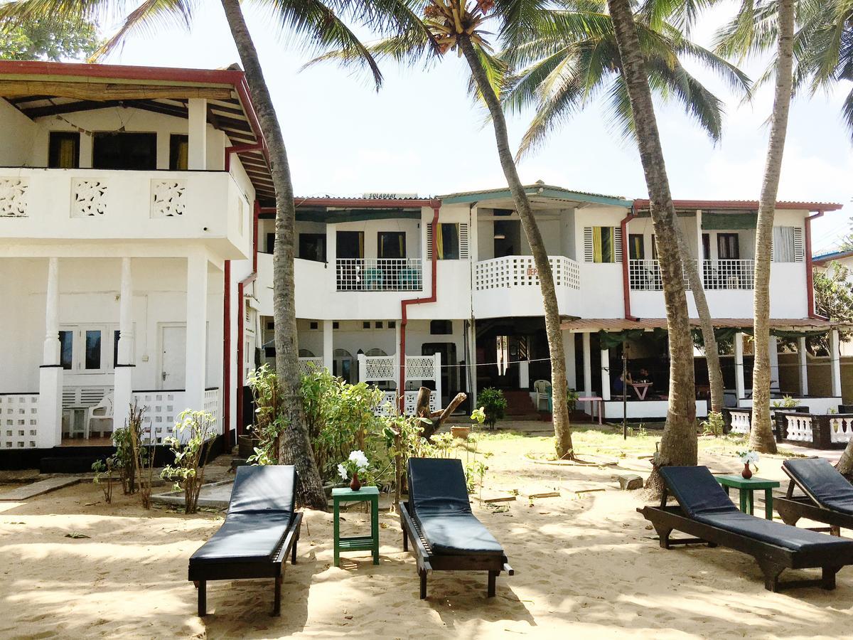 Dephani Beach Hotel Negombo Zewnętrze zdjęcie