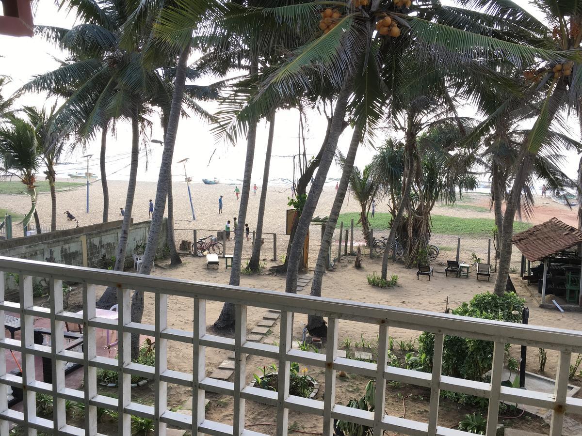 Dephani Beach Hotel Negombo Zewnętrze zdjęcie