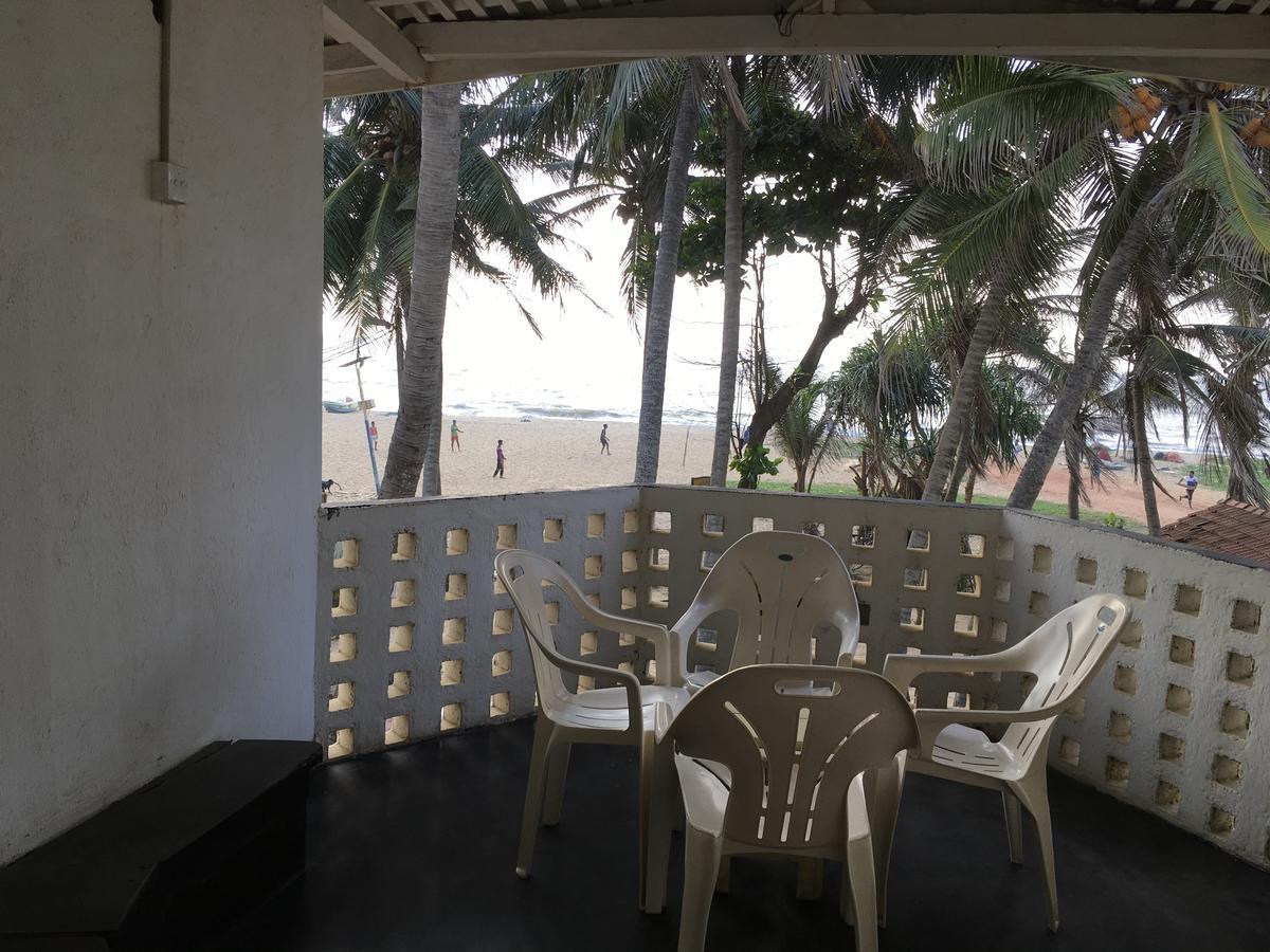 Dephani Beach Hotel Negombo Zewnętrze zdjęcie